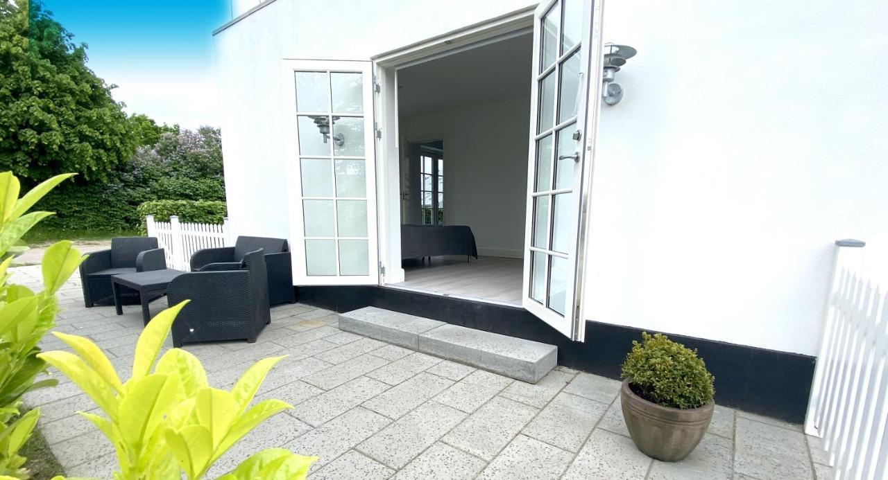 The Beach House Suite Karlslunde Exterior photo